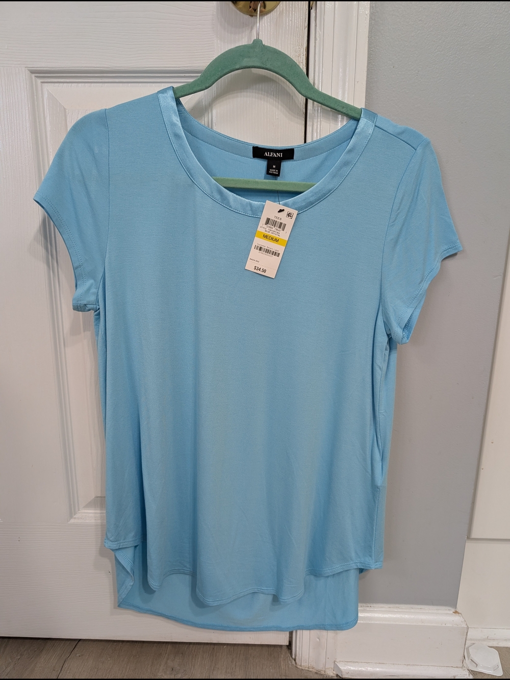 NWT Alfani Light Blue Short Sleeve Crewneck Tee SZ M